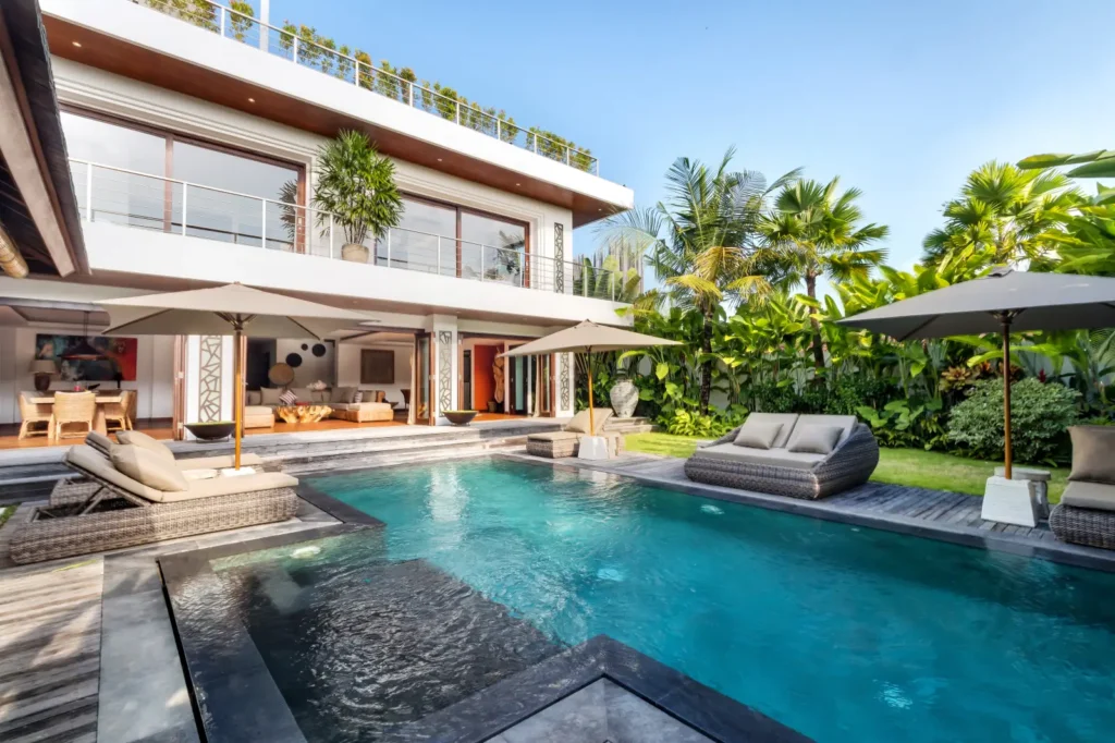 best summer villas for family reunions